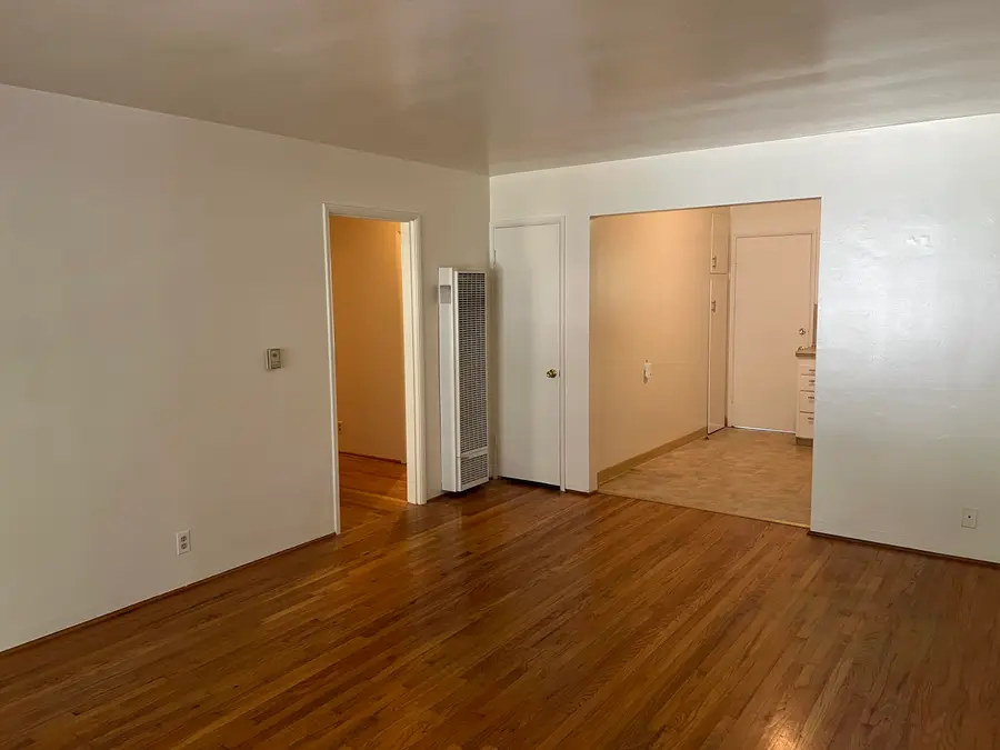 2128 Bath Street, Santa Barbara, CA 93105 - Image #2