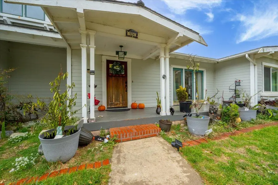 524 Avalon Street, Lompoc, CA 93436 - Image #3