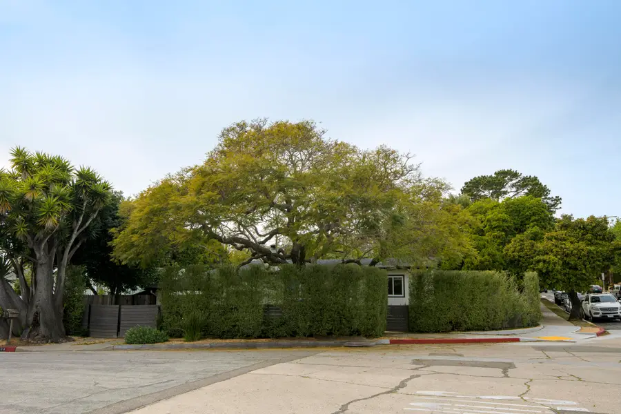 1102 Del Mar Avenue, Santa Barbara, CA 93109 - Image #2