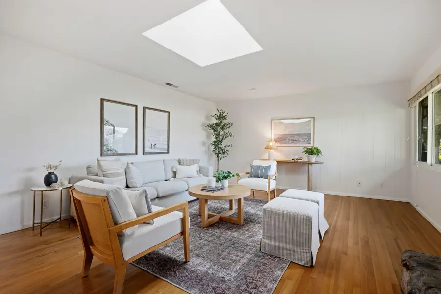 918 Crestwood Drive, Santa Barbara, CA 93105 - Image #3