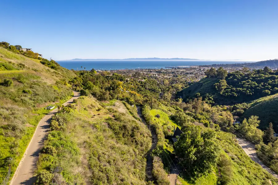 416 Ranchito Vista Rd, Montecito, CA 93108 - Image #2
