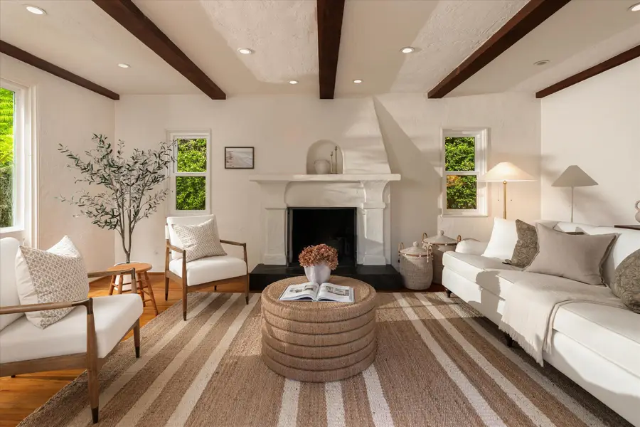 2322 Chapala Street, Santa Barbara, CA 93105 - #2