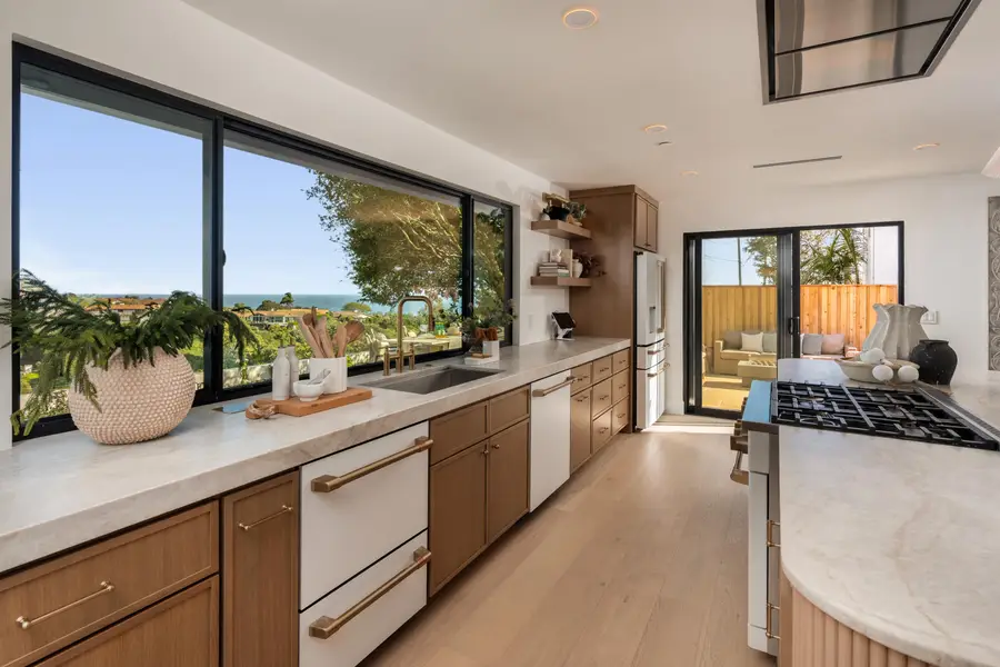 636 Litchfield Lane, Santa Barbara, CA 93109 - #3