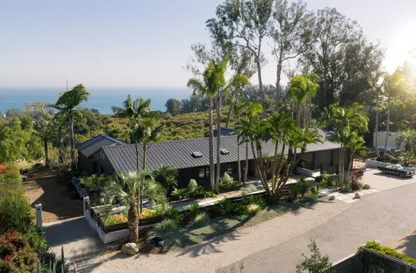 6635 Arozena Lane, CARPINTERIA, CA 93013