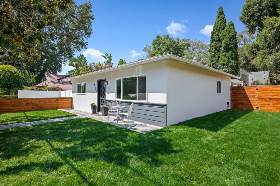 1317 E Mason Street, Santa Barbara, CA 93103 - #2