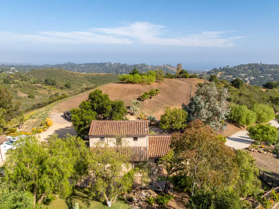 965 W Mountain Drive, Santa Barbara, CA 93103 - #2