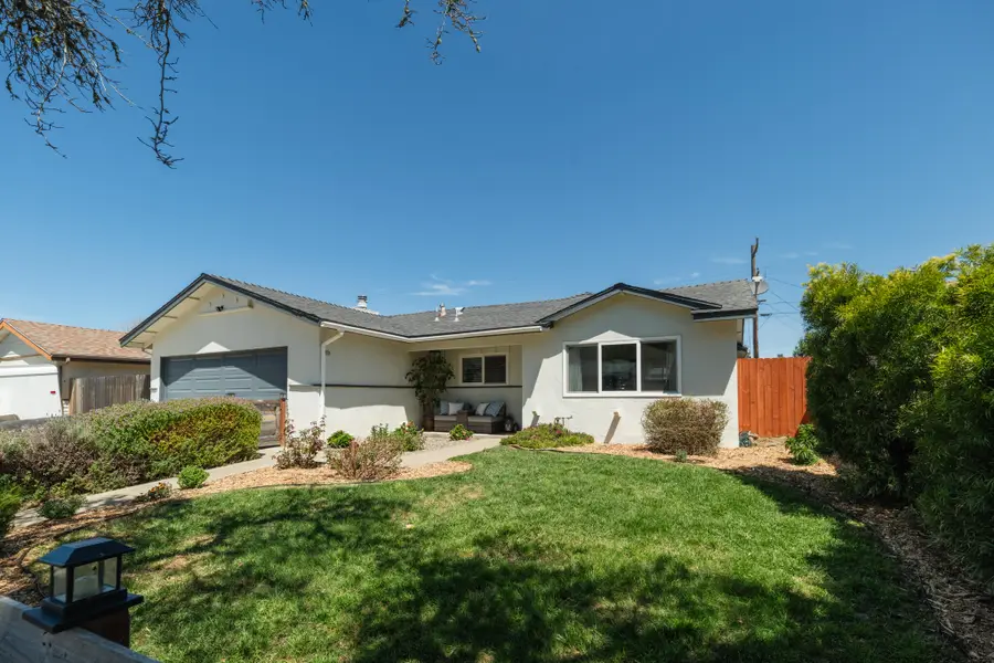 1001 W Lime Avenue, Lompoc, CA 93436 - #3