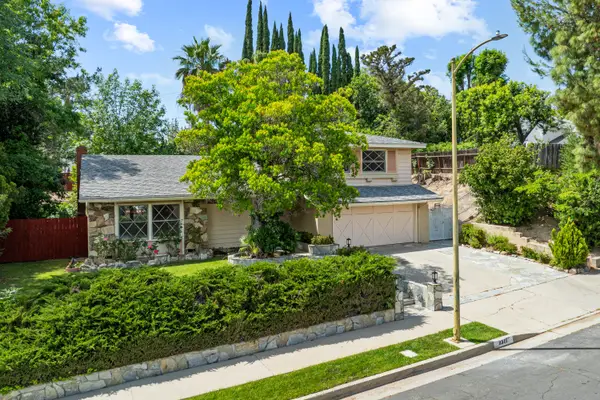 8311 Jason Avenue, LOS ANGELES, CA 91304