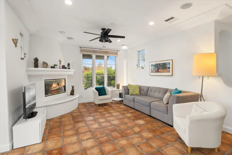 220 Santa Barbara Street #D, Santa Barbara, CA 93101 - #2