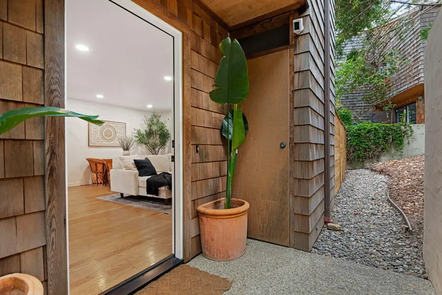 1307 Clifton Street #B, Santa Barbara, CA 93103 - #2