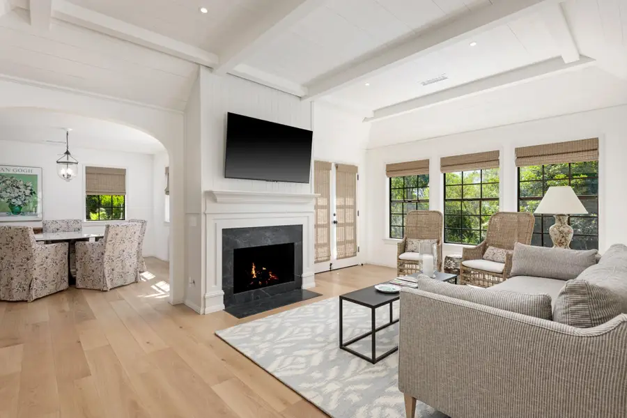 515 E Islay Street #A, Santa Barbara, CA 93101 - #2
