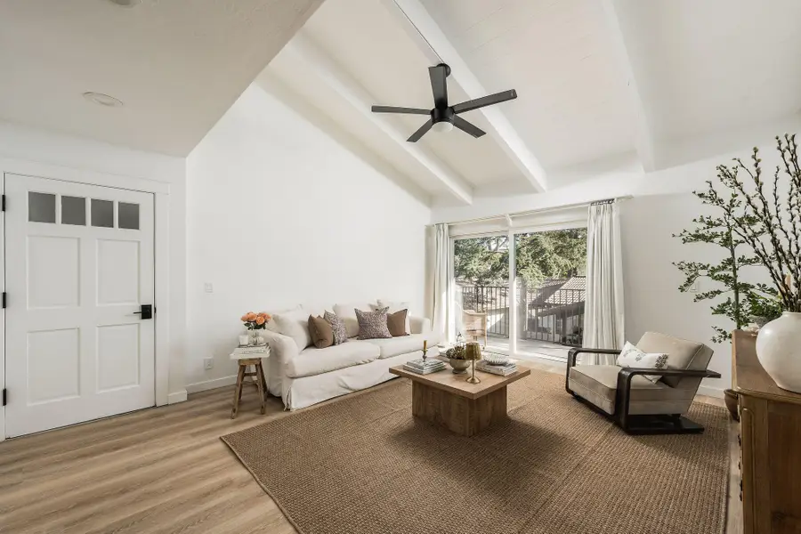 864 Highland Drive #6, Santa Barbara, CA 93109 - Image #2