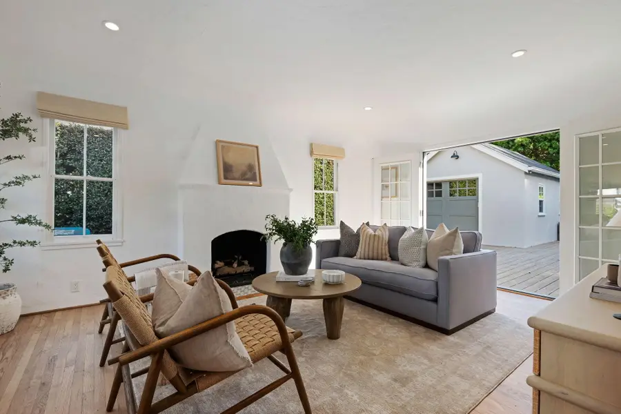 1309 Robbins Street, Santa Barbara, CA 93101 - #3