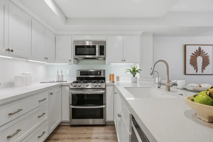 633 W Ortega Street #Apt D, Santa Barbara, CA 93101 - #2