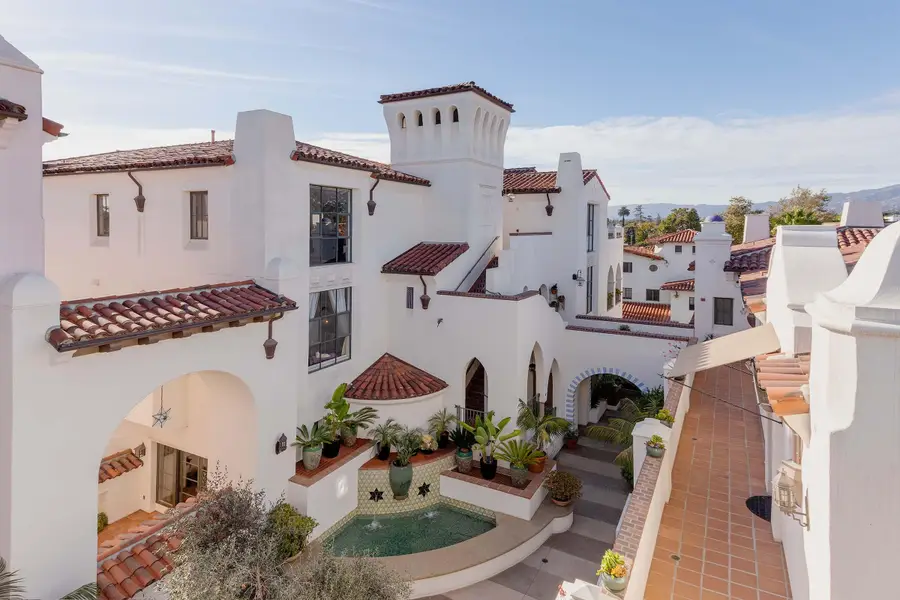 401 Chapala Street #Apt 312, Santa Barbara, CA 93101 - #2