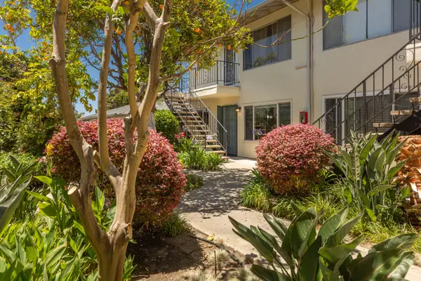 7540 Cathedral Oaks Road #Apt 2, GOLETA, CA 93117