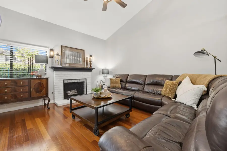 924 Sandberg Lane, San Buenaventura Ventura, CA 93003 - #3