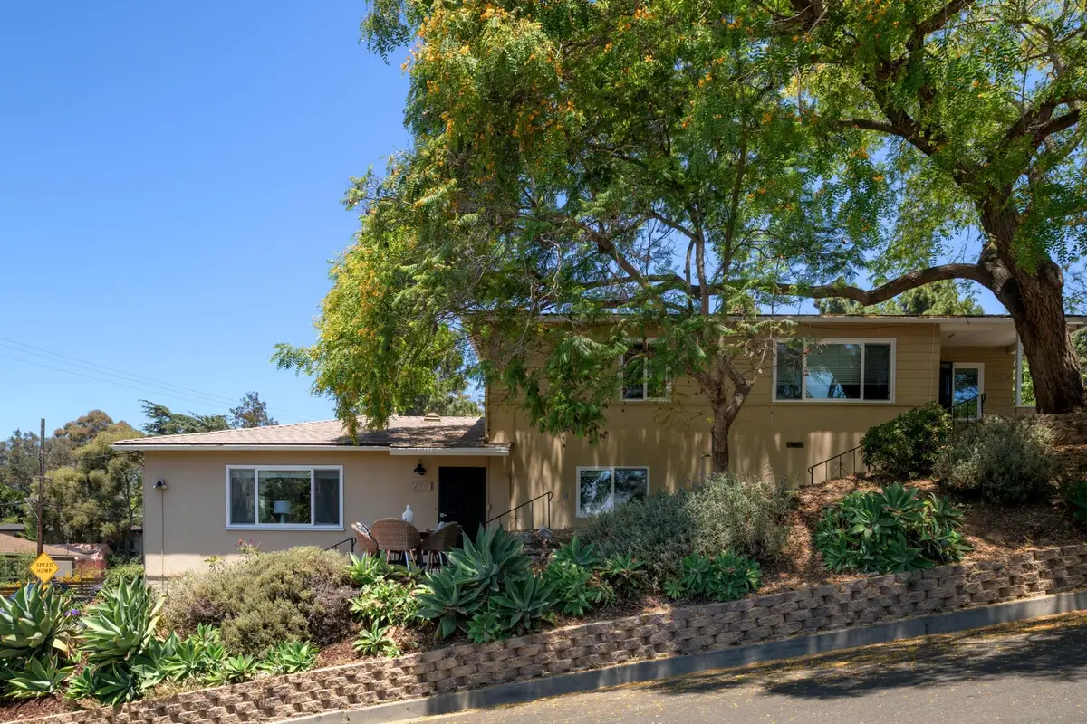 2535/2537 Crescent Avenue, Santa Barbara, CA 93105 - #1