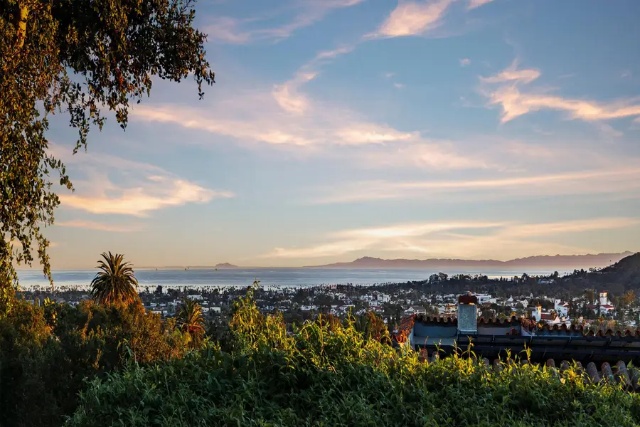 1535 Loma Street, Santa Barbara, CA 93103 - Image #3