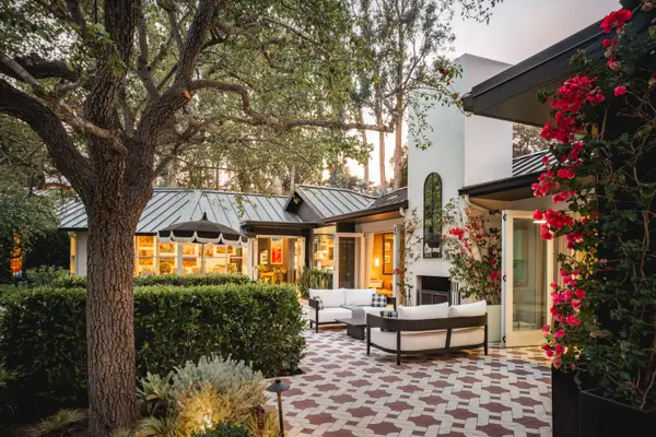 1381 E Valley Road, MONTECITO, CA 93108