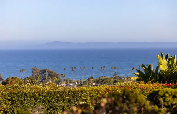 556 La Marina, SANTA BARBARA, CA 93109
