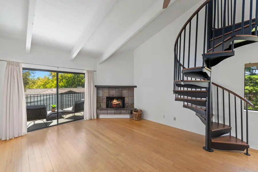 976 Miramonte Drive #Apt 4, Santa Barbara, CA 93109 - #2