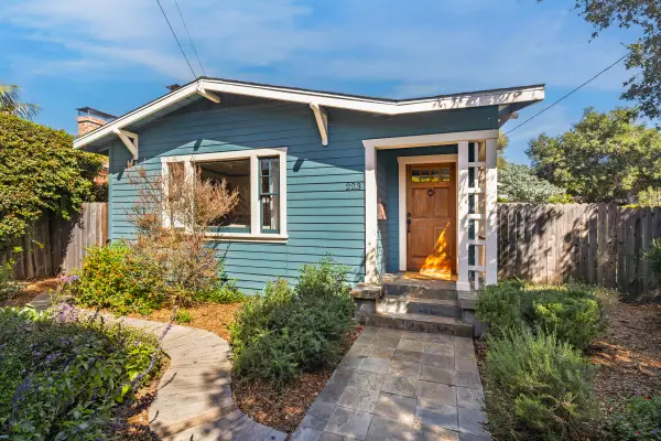 223 W Pedregosa Street, SANTA BARBARA, CA 93101
