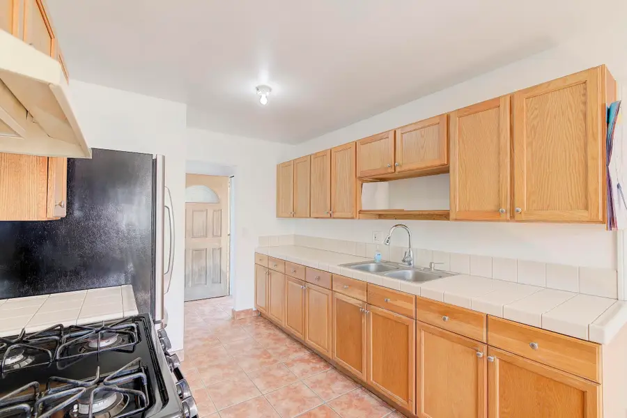 5184 Rhoads Avenue, Santa Barbara, CA 93111 - #3