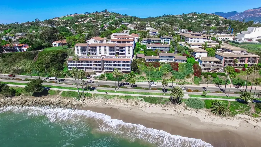 50 Barranca Avenue #Apt 7, Santa Barbara, CA 93109 - #2