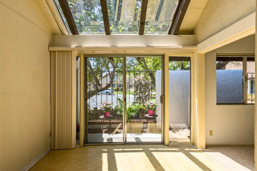 4701 Calle Reina, Santa Barbara, CA 93110 - #2