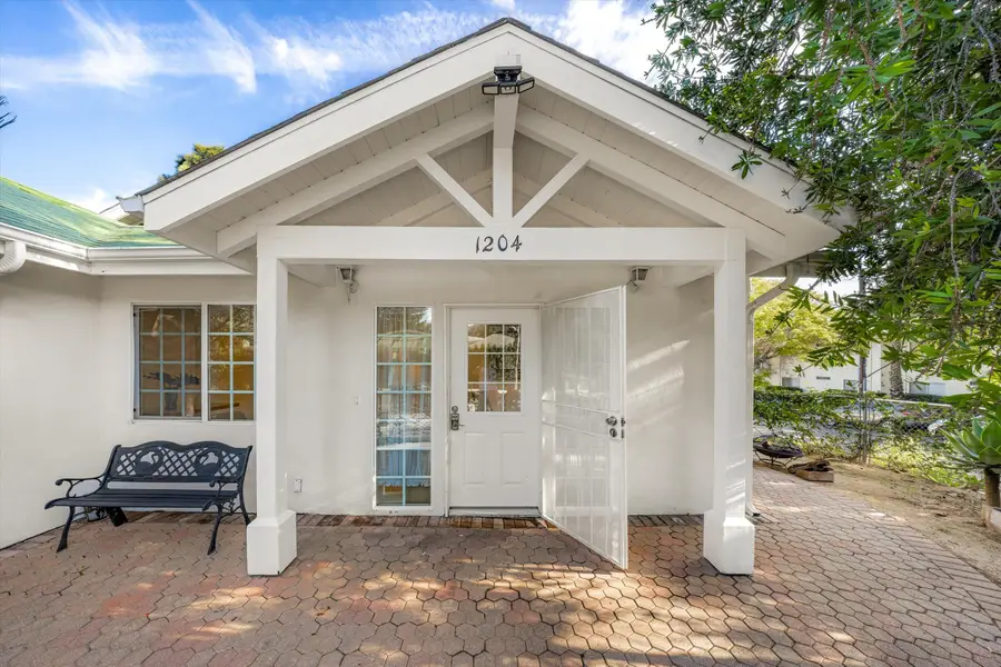 1204 San Andres Street, Santa Barbara, CA 93101 - Image #3