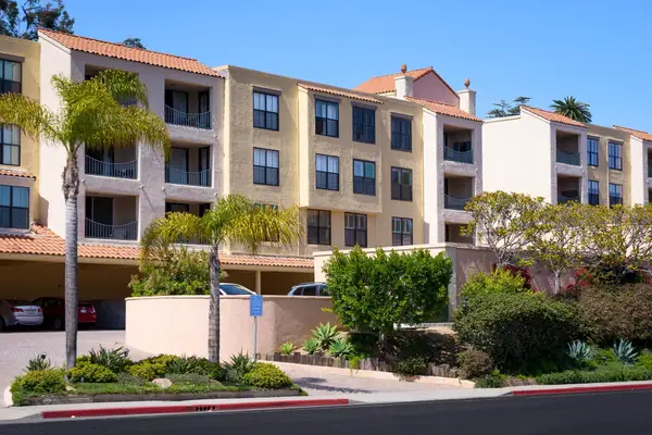 1220 Coast Village Road #Apt 201, MONTECITO, CA 93108
