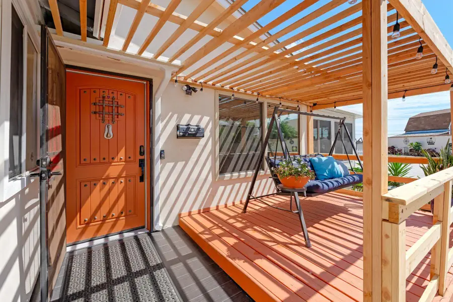 6994 Swan Street, San Buenaventura Ventura, CA 93003 - #3