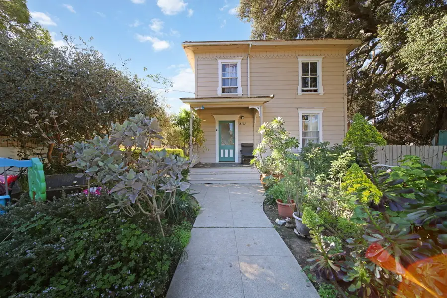 331 N Alisos Street, Santa Barbara, CA 93103 - Image #2