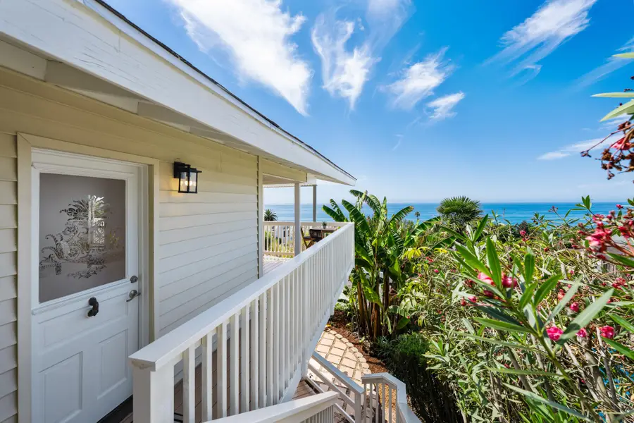 2448 Golden Gate Avenue, Summerland, CA 93067 - #2