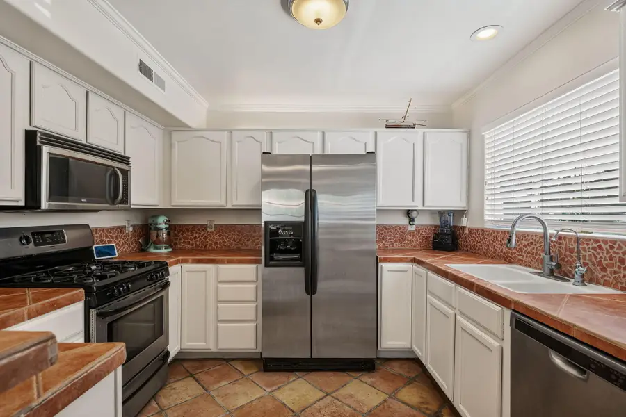 1121 San Andres Street #D, Santa Barbara, CA 93101 - #3