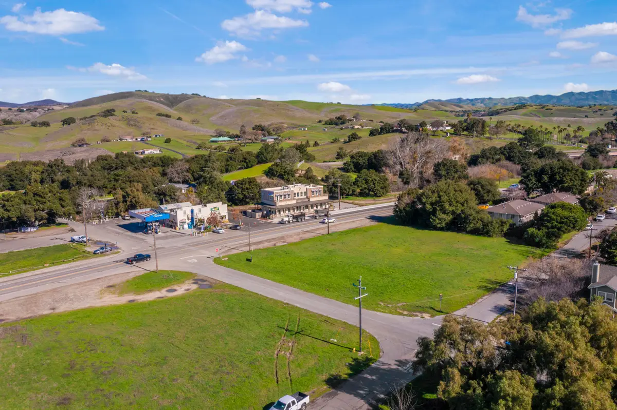 230 Augusta Street, Los Alamos, CA 93440 - #1