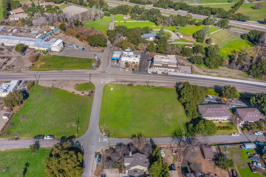 230 Augusta Street, Los Alamos, CA 93440 - #2