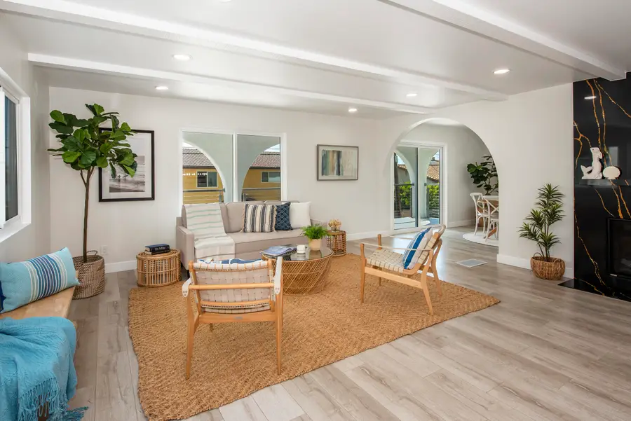 6951 Vista Del Rincon Drive, San Buenaventura Ventura, CA 93001 - #2