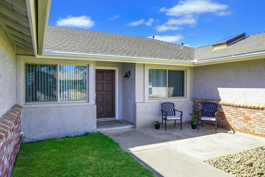208 E Birch Avenue, Lompoc, CA 93436 - #2