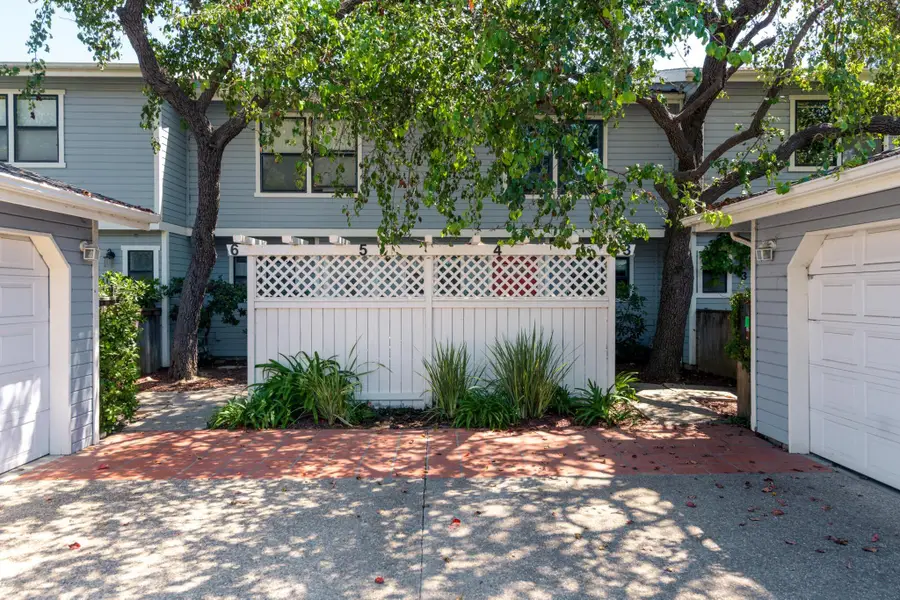 319 W Valerio Street, Santa Barbara, CA 93101 - #3