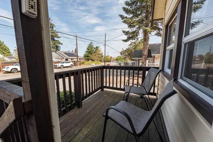 221 W Hammond Street, Sequim, WA 98382 - #3