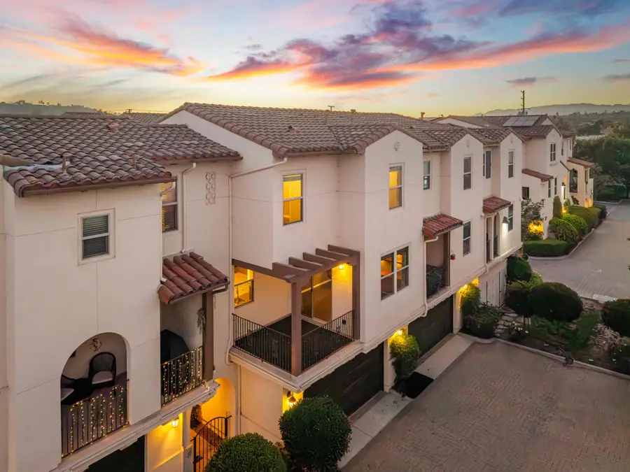 569 E Montecito Street, Santa Barbara, CA 93103 - #2