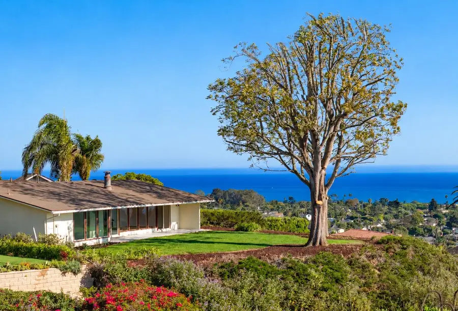 2457 Calle Almonte, Santa Barbara, CA 93109 - #2