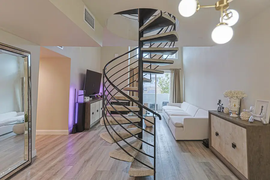 4326 Babcock Avenue #305, Studio City, CA 91604 - #2