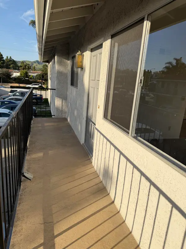 1127 Acadia Place, VENTURA, CA 93003