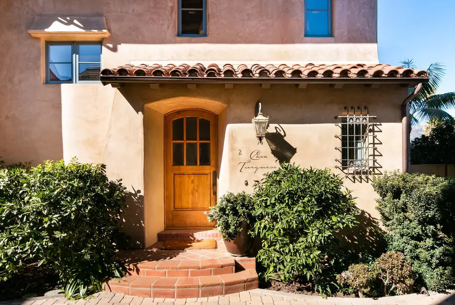 618 Anacapa Street #2, Santa Barbara, CA 93101 - #3