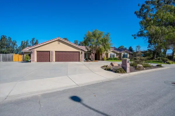 4543 Kapalua Drive, SANTA MARIA, CA 93455