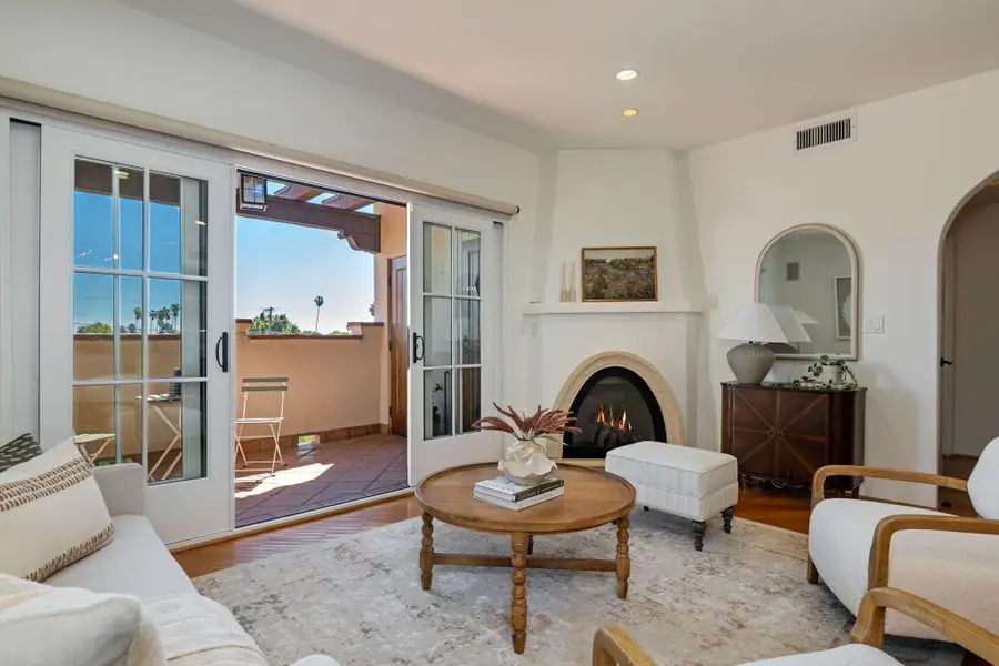 105 W De La Guerra Street #K2, Santa Barbara, CA 93101 - #3