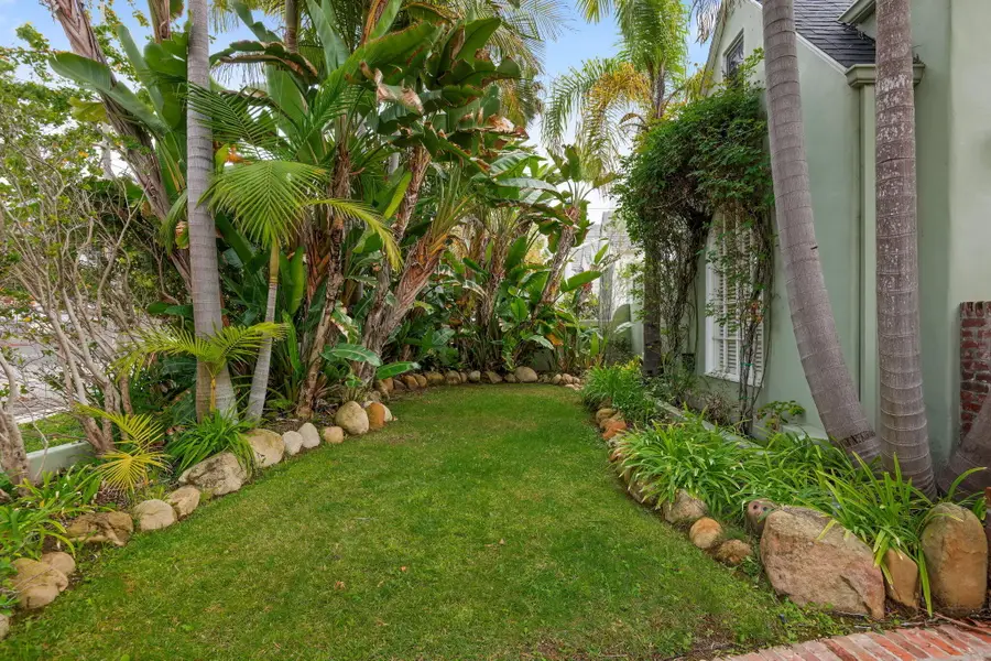 2135 Chapala Street, Santa Barbara, CA 93105 - #3